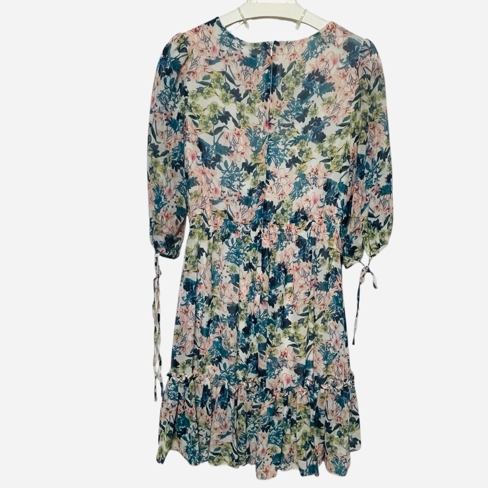 JUST TAYLOR Floral Dress - Picture 2 of 8